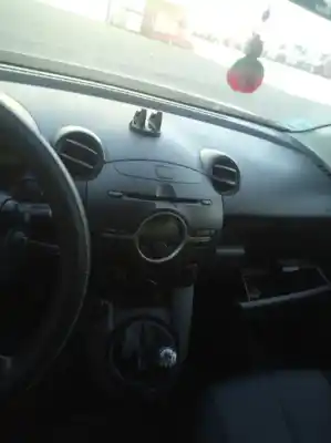 Scrapping Vehicle mazda 2 (de_, dh_) 1.3 (de3fs) of the year 2008 powered zj
