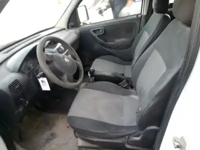 Veicolo di demolizione opel combo tour cosmo dell'anno 2010 alimentato z13dtj