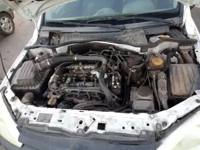 Veicolo di demolizione opel combo tour cosmo dell'anno 2010 alimentato z13dtj