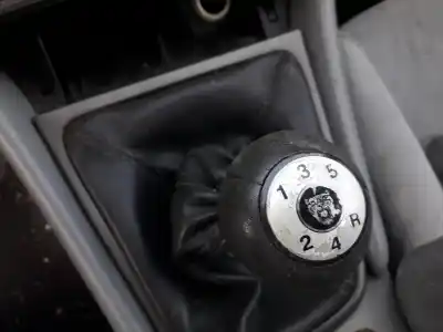 Veículo de Sucata jaguar x-type 2.0 diesel cat do ano 2003 alimentado d/68