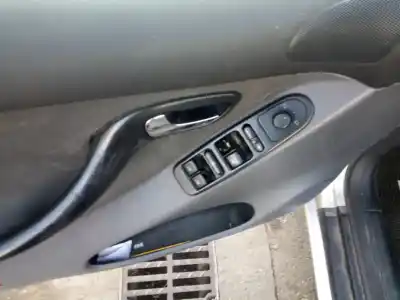 Здавання транспортного засобу seat toledo (1m2) signo року 2002 потужний asv