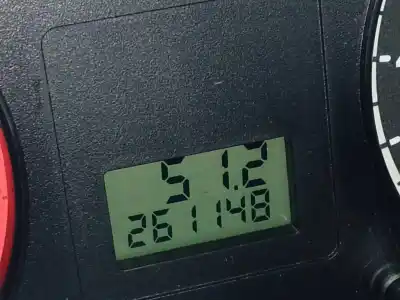 Veicolo di demolizione ford focus berlina (cap) ambiente (d) dell'anno 2006 alimentato hhda