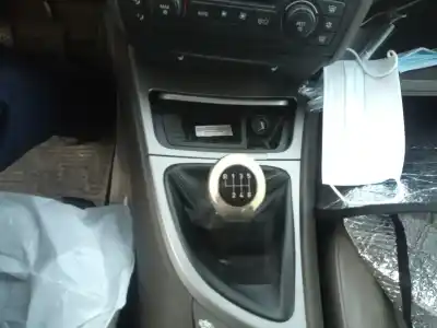 Veículo de Sucata bmw serie 1 berlina (e81/e87) 2.0 16v diesel cat do ano 2007 alimentado 204d4 (90kw)