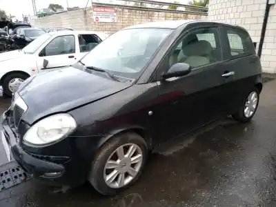 Veicolo di demolizione lancia ypsilon (101) 1.3 16v multijet argento dell'anno 2004 alimentato 188a9000