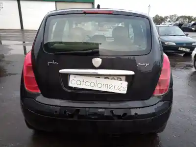 Veicolo di demolizione lancia ypsilon (101) 1.3 16v multijet argento dell'anno 2004 alimentato 188a9000