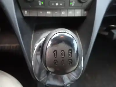 Veicolo di demolizione lancia ypsilon (101) 1.3 16v multijet argento dell'anno 2004 alimentato 188a9000