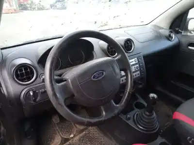 Scrapping Vehicle ford fiesta (cbk) 1.6 16v cat of the year 2003 powered fyjb