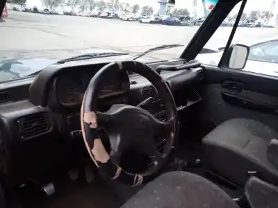 Veículo de Sucata hyundai precision galloper 2.5 do ano 2000 alimentado d4bh