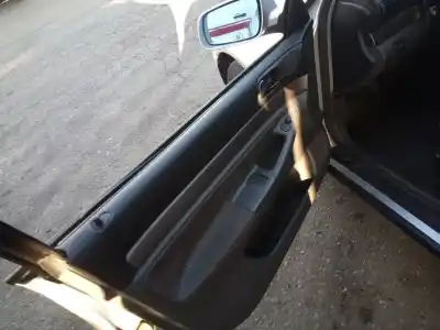 Veículo de Sucata audi a4 berlina (b5) 1.8 do ano 2000 alimentado apt