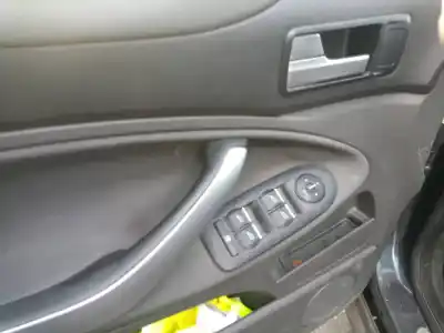 Veículo de Sucata ford kuga (cbv) titanium s 4x4 do ano 2011 alimentado ufda