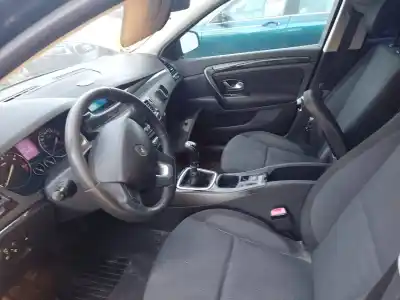 Veículo de Sucata renault laguna iii dynamique tomtom do ano 2009 alimentado k9k 37