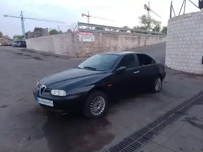 Veicolo di demolizione alfa romeo 156 * dell'anno 2002 alimentato ar37101