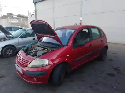 Veículo de Sucata citroen c3 1.4 16v do ano 2004 alimentado 8hx