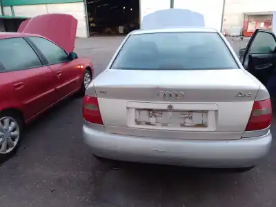 Veículo de Sucata audi a4 berlina (b5) * do ano 1994 alimentado adr