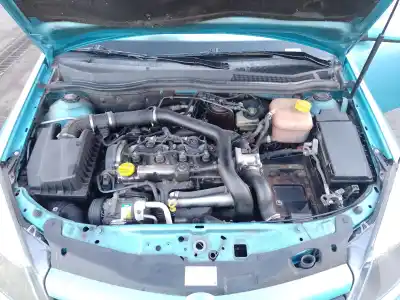 Véhicule à la ferraille opel astra h berlina edition de l'année 2006 alimenté z17dth