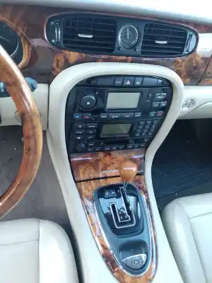 Scrapping Vehicle jaguar xj 4.2 v8 32v cat of the year 2005 powered sb