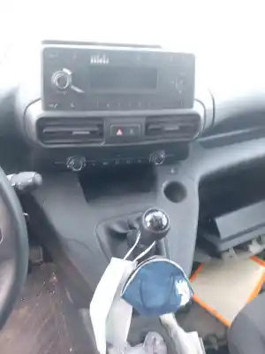 Veículo de Sucata peugeot rifter 1.2 12v e-thp / puretech do ano 2019 alimentado yh01