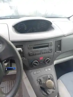 Veículo de Sucata fiat idea (135) * do ano 2004 alimentado 188a9000