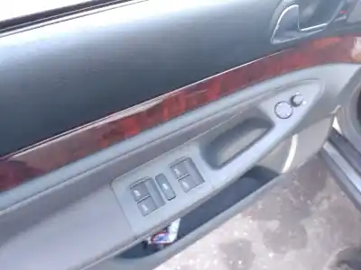 Scrapping Vehicle audi a4 berlina (b5) a4 b5 of the year 2000 powered avg