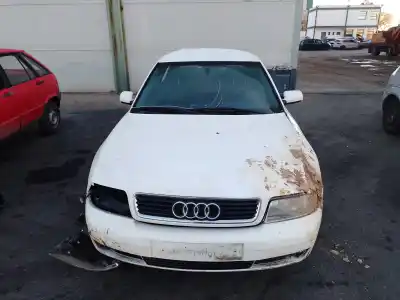 Scrapping Vehicle audi a4 berlina (b5) a4 b5 of the year 2000 powered avg