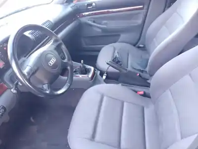 Scrapping Vehicle audi a4 berlina (b5) a4 b5 of the year 2000 powered avg