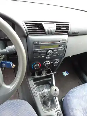 Veicolo di demolizione fiat stilo (192) 192a1000.937a7000 dell'anno 2002 alimentato 192a1000