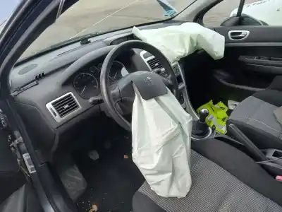 Scrapping Vehicle peugeot 307 (3a/c) 1.6 16v of the year 2006 powered nfu