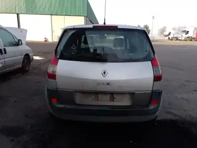 Scrapping Vehicle renault scénic ii (jm0/1_) 1.5 dci (jm02, jm13) of the year 2005 powered k9k f7