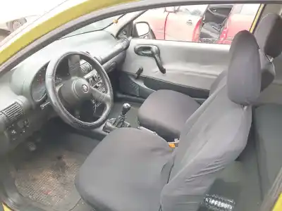Здавання транспортного засобу opel corsa b (s93) 1.0 i 12v (f08, f68, m68) року 1998 потужний x10xe
