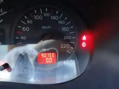 Veículo de Sucata renault clio ii (bb_, cb_) 1.5 dci (b/cb07) do ano 2003 alimentado k9k a7 (48 kw)