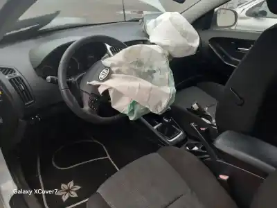 Scrapping Vehicle kia cee'd sw (ed) 1.4 cvvt of the year 2004 powered d4fb