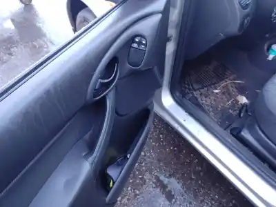 Здавання транспортного засобу ford                                               focus i (daw, dbw)                                                                                                                                                                                                                                         1.6 16v року 1967 потужний fydb
