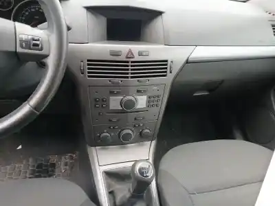 Здавання транспортного засобу opel astra h gtc (a04) 1.6 (l08) року 2007 потужний z 16 xe1,z 16 xep