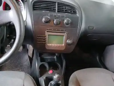 Scrapping Vehicle seat altea (5p1) 1.9 tdi of the year 2006 powered bkc