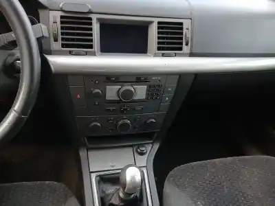 Scrapping Vehicle opel vectra c (z02) 1.9 cdti (f69) of the year 2005 powered z19dth