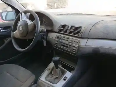 Scrapping Vehicle bmw 3 (e46) 320 d of the year 2001 powered 204d1