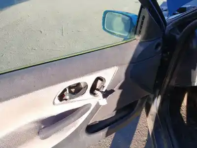 Veicolo di demolizione ford mondeo ii (bap) 2.0 i dell'anno 1996 alimentato nga