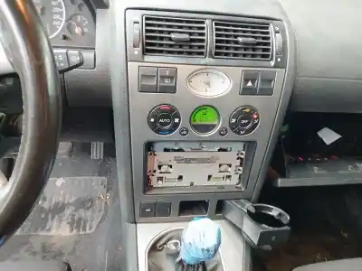 Veículo de Sucata ford mondeo iii (b5y) 2.0 tdci do ano 2003 alimentado fmba,n7ba,n7bb