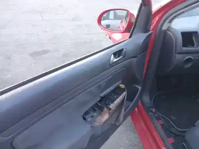 Veículo de Sucata volkswagen golf v (1k1) 1.9 tdi do ano 2007 alimentado bkc,bls,bxe