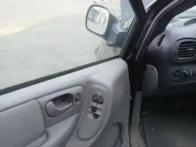 Veículo de Sucata chrysler voyager iv (rg, rs) 2.8 crd do ano 2007 alimentado enr