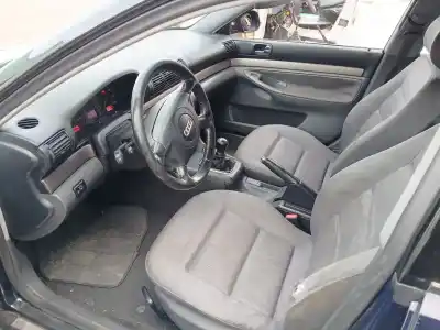 Здавання транспортного засобу audi a4 b5 (8d2) 1.8 року 2000 потужний apt