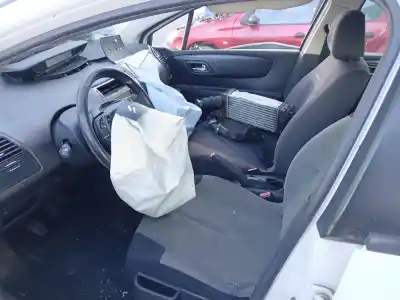 Здавання транспортного засобу citroen c4 i (lc_) 1.6 hdi року 2010 потужний 9hx Здавання транспортного засобу citroen c4 i (lc_) 1.6 hdi року 2010 потужний 9hx