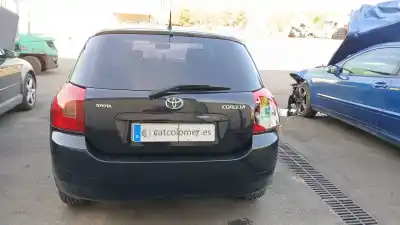 Sloopvoertuig toyota corolla compact (_e11_) 1.4 (zze111_) van het jaar 2004 aangedreven 4zz-fe
