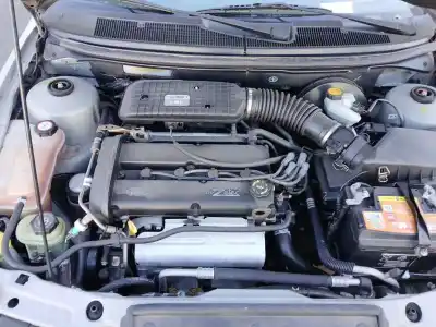 Sloopvoertuig ford mondeo ii (bap) 1.8 i van het jaar 2000 aangedreven rkf