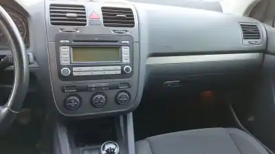 Scrapping Vehicle volkswagen golf v (1k1) 1.9 tdi of the year 2008 powered bxe