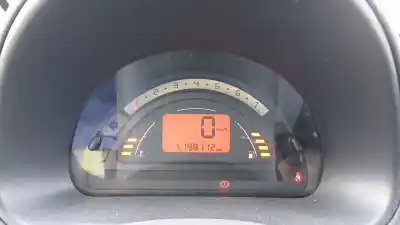 Veículo de Sucata citroen c2 (jm_) 1.1 do ano 2025 alimentado hfx