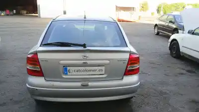 Veículo de Sucata opel astra g fastback (t98) 1.6 (f08, f48) do ano 2000 alimentado x16szr
