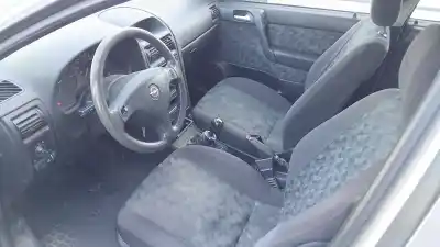 Veículo de Sucata opel astra g fastback (t98) 1.6 (f08, f48) do ano 2000 alimentado x16szr
