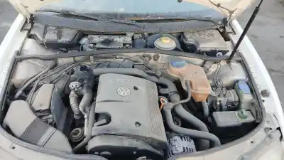 Véhicule à la ferraille volkswagen passat b3/b4 (3a2, 35i) 1.9 tdi de l'année 1999 alimenté afn
