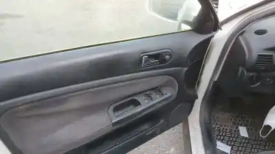 Véhicule à la ferraille volkswagen passat b3/b4 (3a2, 35i) 1.9 tdi de l'année 1999 alimenté afn